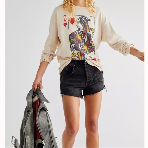 Free People Queen Of Hearts Long Sleeve Cotton Tee Top - Picture 1 of 6